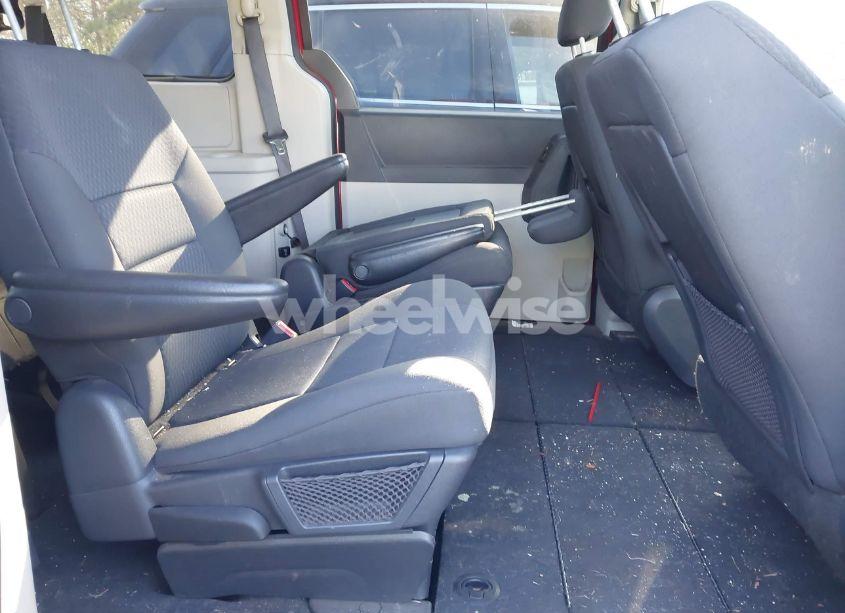 Photo 8 of 2010 Dodge Grand CARAVAN SXT (VIN 2D4RN5D13AR135623)