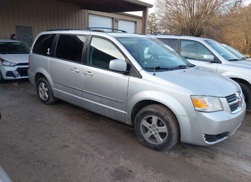 2010 Dodge Grand CARAVAN SXT (VIN 2D4RN5D13AR210515) main photo
