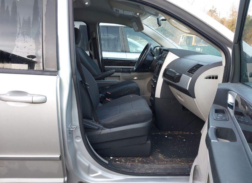 Photo 5 of 2010 Dodge Grand CARAVAN SXT (VIN 2D4RN5D13AR210515)