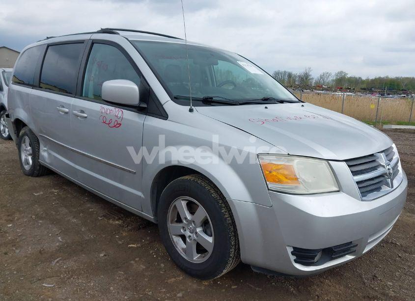 2010 Dodge Grand CARAVAN SXT (VIN 2D4RN5D13AR251193) main photo