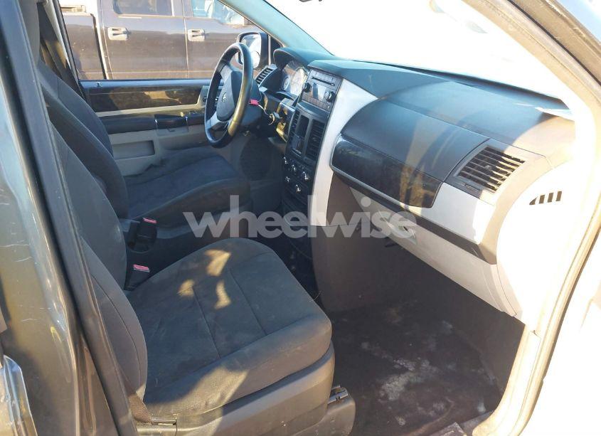 Photo 5 of 2010 Dodge Grand CARAVAN SXT (VIN 2D4RN5D13AR283304)