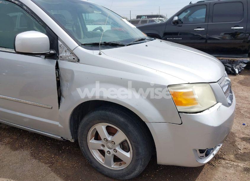 Photo 6 of 2010 Dodge Grand CARAVAN SXT (VIN 2D4RN5D13AR433086)