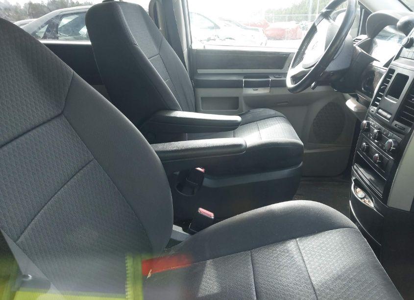 Photo 5 of 2010 Dodge Grand CARAVAN SXT (VIN 2D4RN5D13AR433573)