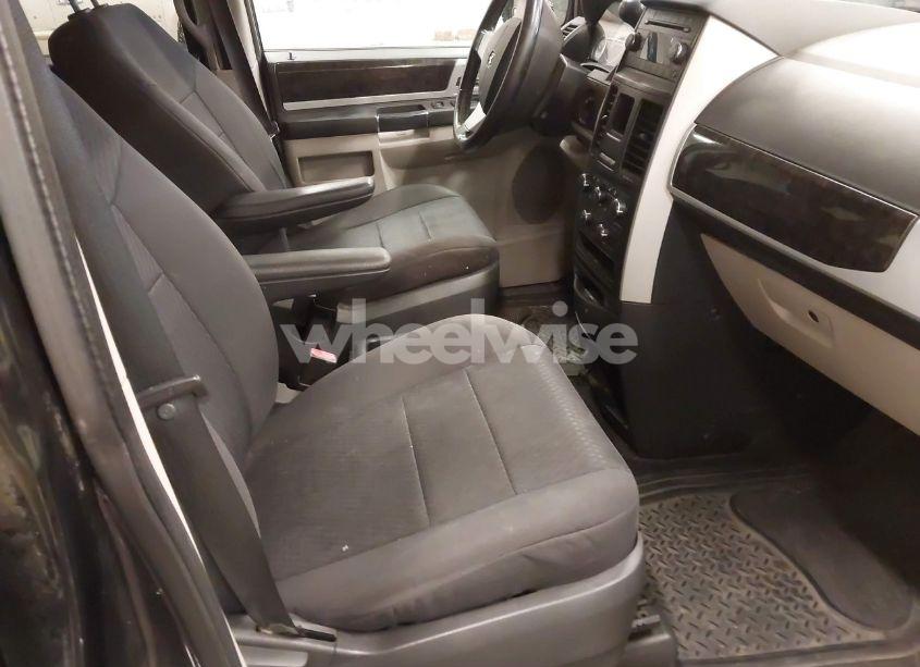 Photo 5 of 2010 Dodge Grand CARAVAN SXT (VIN 2D4RN5D14AR154441)