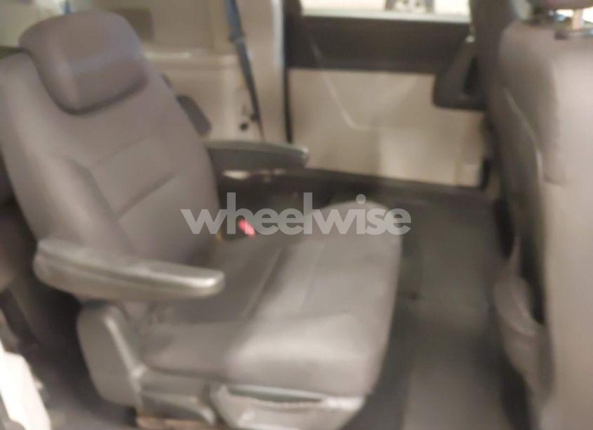 Photo 8 of 2010 Dodge Grand CARAVAN SXT (VIN 2D4RN5D14AR154441)