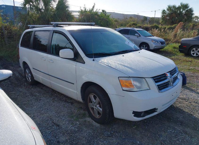 2010 Dodge Grand CARAVAN SXT (VIN 2D4RN5D14AR200432) main photo
