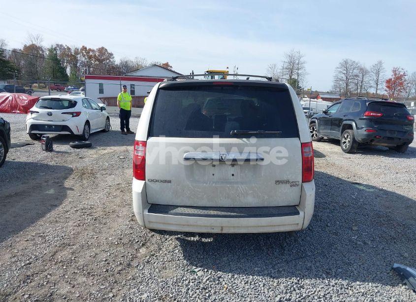 Photo 16 of 2010 Dodge Grand CARAVAN SXT (VIN 2D4RN5D14AR218817)
