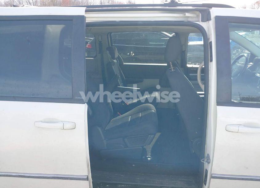 Photo 8 of 2010 Dodge Grand CARAVAN SXT (VIN 2D4RN5D14AR218817)