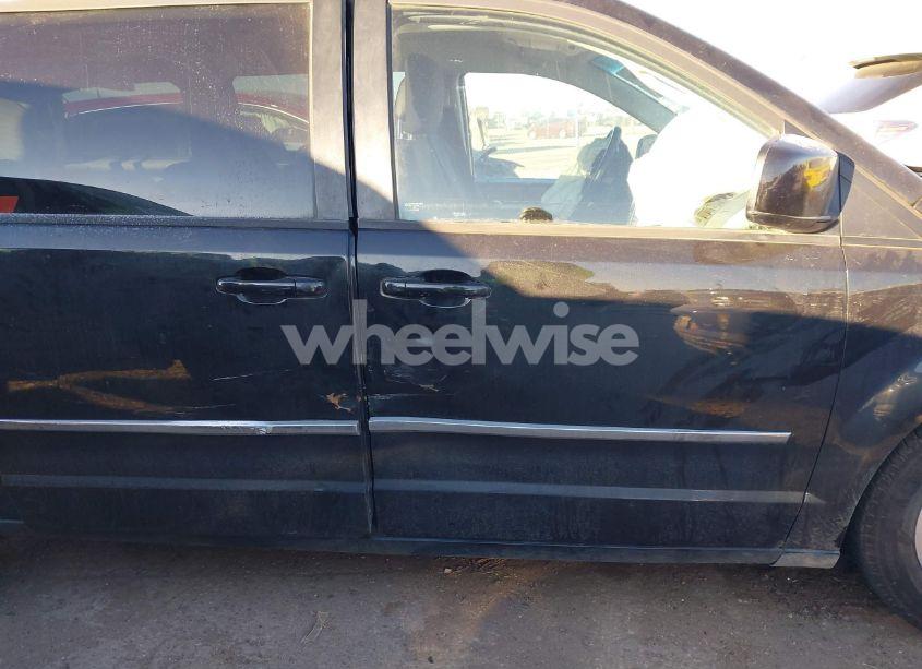 Photo 13 of 2010 Dodge Grand CARAVAN SXT (VIN 2D4RN5D15AR331871)