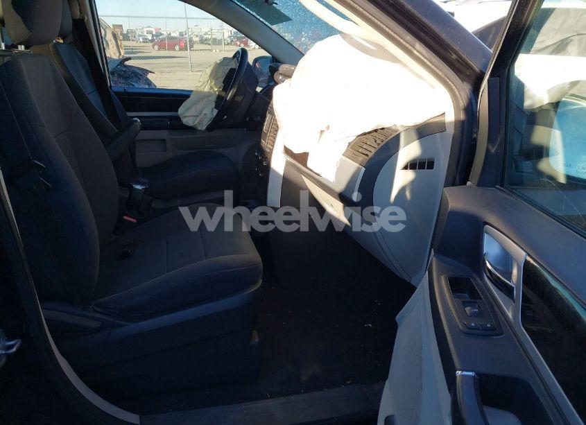 Photo 5 of 2010 Dodge Grand CARAVAN SXT (VIN 2D4RN5D15AR331871)