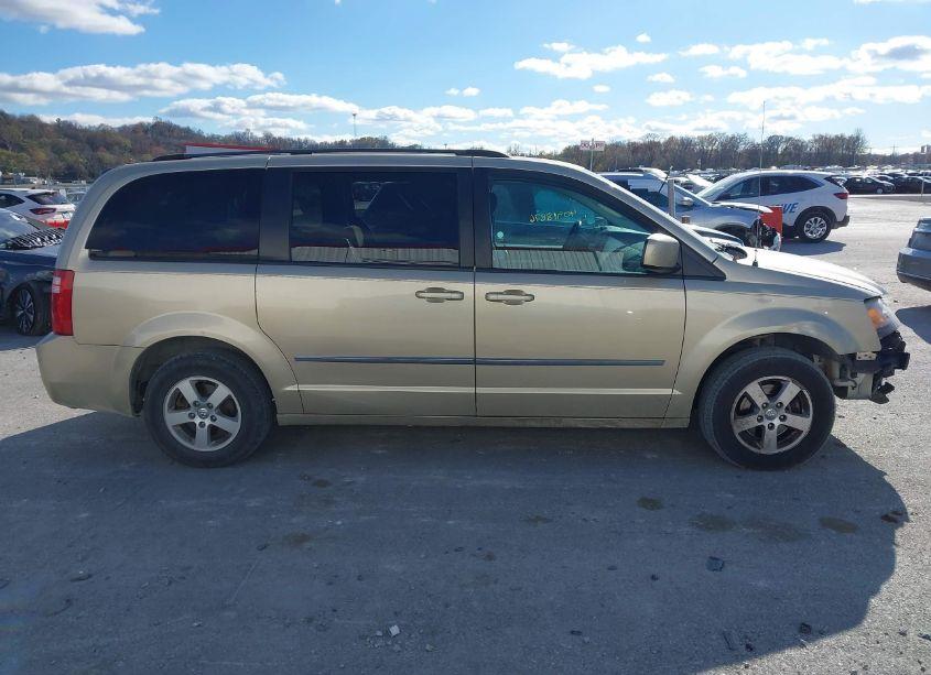 Photo 13 of 2010 Dodge Grand CARAVAN SXT (VIN 2D4RN5D16AR197405)