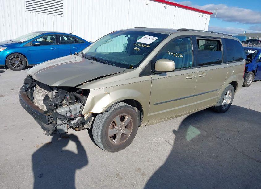 Photo 2 of 2010 Dodge Grand CARAVAN SXT (VIN 2D4RN5D16AR197405)
