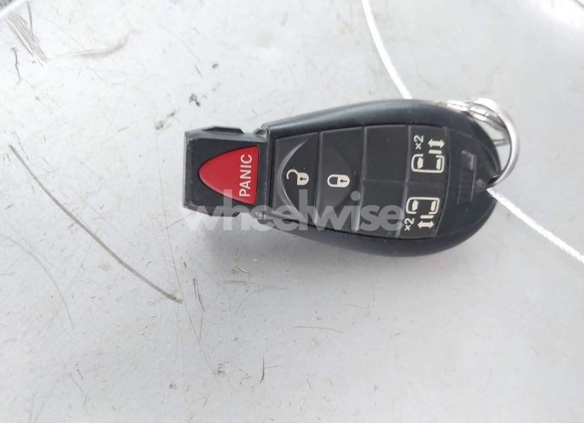 Photo 11 of 2010 Dodge Grand CARAVAN SXT (VIN 2D4RN5D16AR210427)