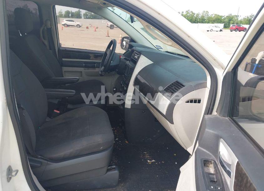 Photo 5 of 2010 Dodge Grand CARAVAN SXT (VIN 2D4RN5D16AR341762)