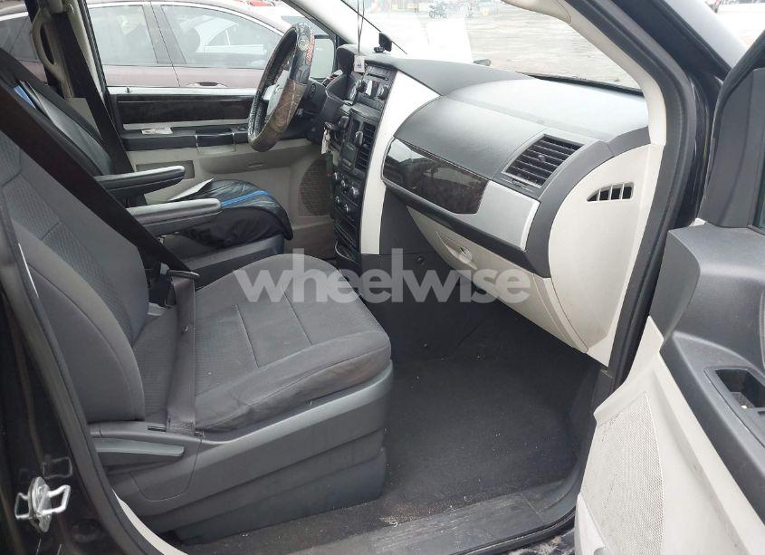 Photo 5 of 2010 Dodge Grand CARAVAN SXT (VIN 2D4RN5D16AR367567)