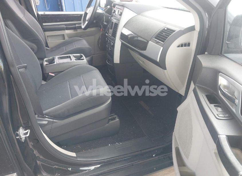 Photo 5 of 2010 Dodge Grand CARAVAN SXT (VIN 2D4RN5D17AR101443)