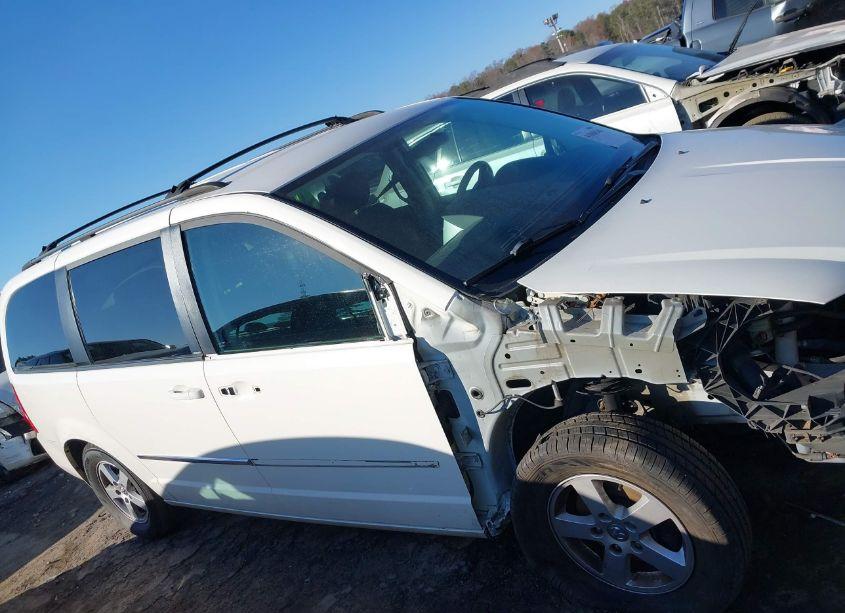 Photo 14 of 2010 Dodge Grand CARAVAN SXT (VIN 2D4RN5D17AR154806)