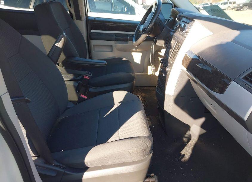 Photo 5 of 2010 Dodge Grand CARAVAN SXT (VIN 2D4RN5D17AR154806)