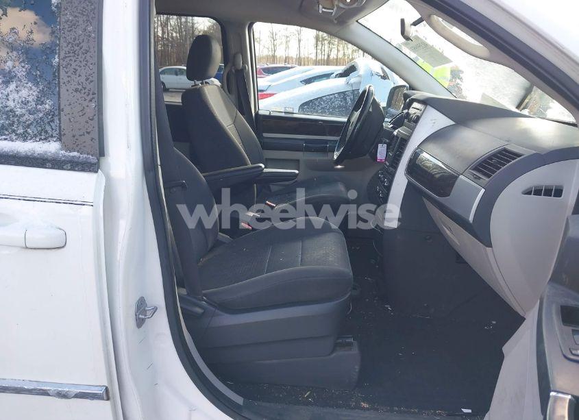 Photo 5 of 2010 Dodge Grand CARAVAN SXT (VIN 2D4RN5D17AR204992)