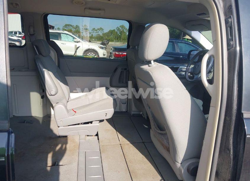 Photo 8 of 2010 Dodge Grand CARAVAN SXT (VIN 2D4RN5D17AR256493)