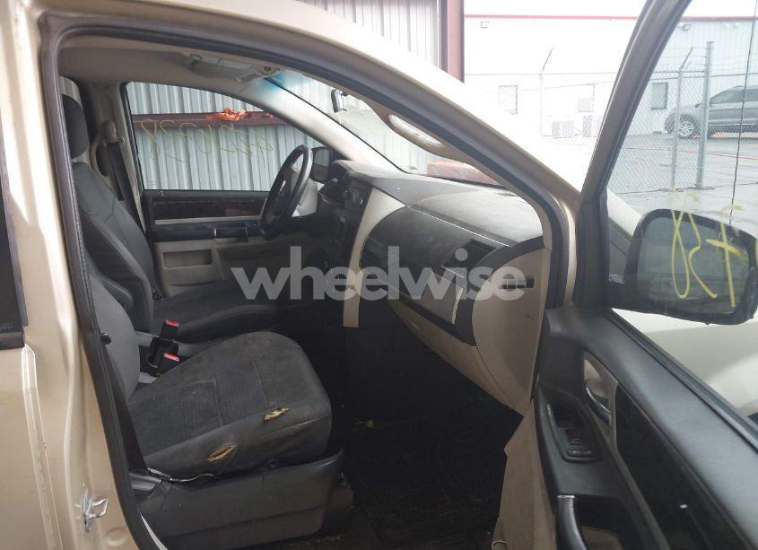 Photo 5 of 2010 Dodge Grand CARAVAN SXT (VIN 2D4RN5D17AR496854)