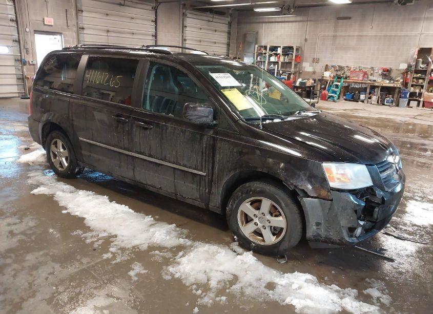 2010 Dodge Grand CARAVAN SXT (VIN 2D4RN5D18AR388940) main photo