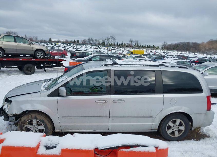 Photo 14 of 2010 Dodge Grand CARAVAN SXT (VIN 2D4RN5D19AR256415)