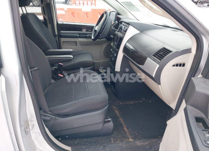 Photo 5 of 2010 Dodge Grand CARAVAN SXT (VIN 2D4RN5D19AR256415)