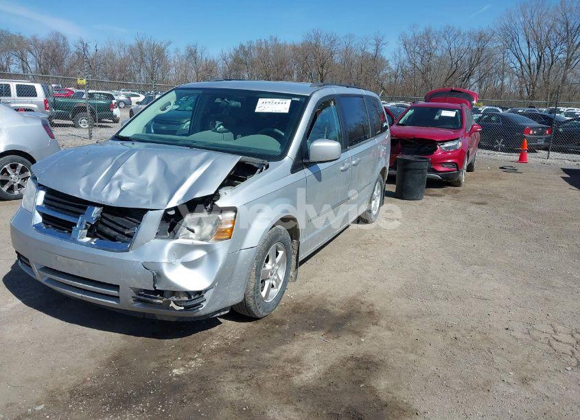 Photo 2 of 2010 Dodge Grand CARAVAN SXT (VIN 2D4RN5D1XAR107320)