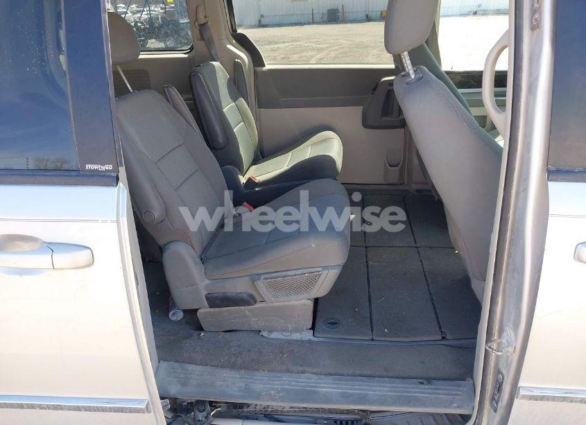 Photo 8 of 2010 Dodge Grand CARAVAN SXT (VIN 2D4RN5D1XAR107320)