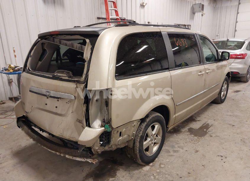 Photo 4 of 2010 Dodge Grand CARAVAN SXT (VIN 2D4RN5D1XAR225268)