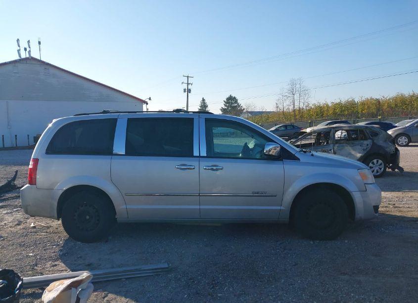 Photo 14 of 2010 Dodge Grand CARAVAN SXT (VIN 2D4RN5D1XAR247514)