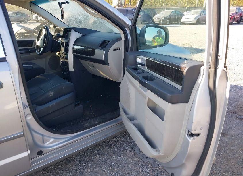 Photo 5 of 2010 Dodge Grand CARAVAN SXT (VIN 2D4RN5D1XAR247514)