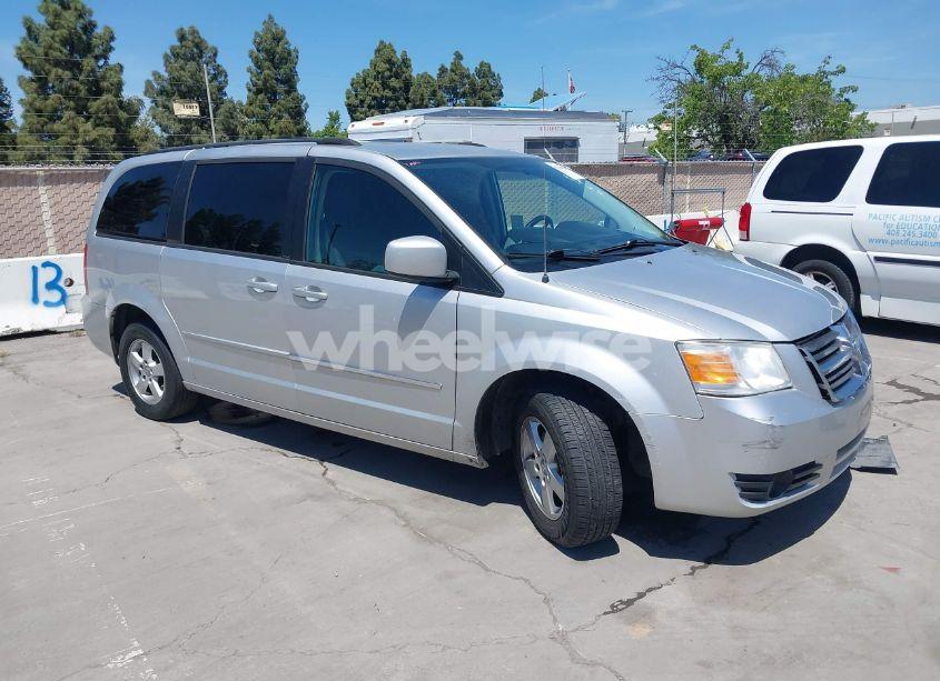 2010 Dodge Grand CARAVAN SXT (VIN 2D4RN5D1XAR263938) main photo
