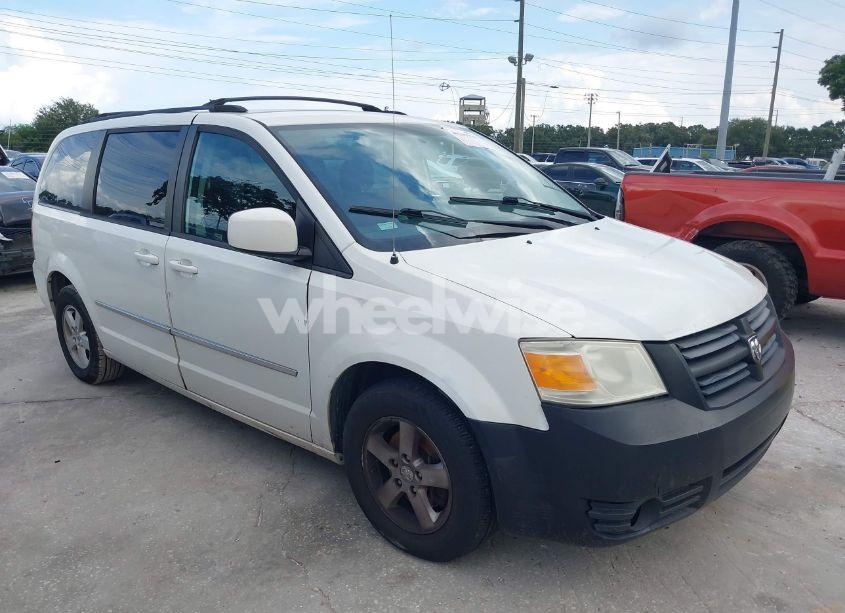2010 Dodge Grand CARAVAN SXT (VIN 2D4RN5D1XAR331770) main photo