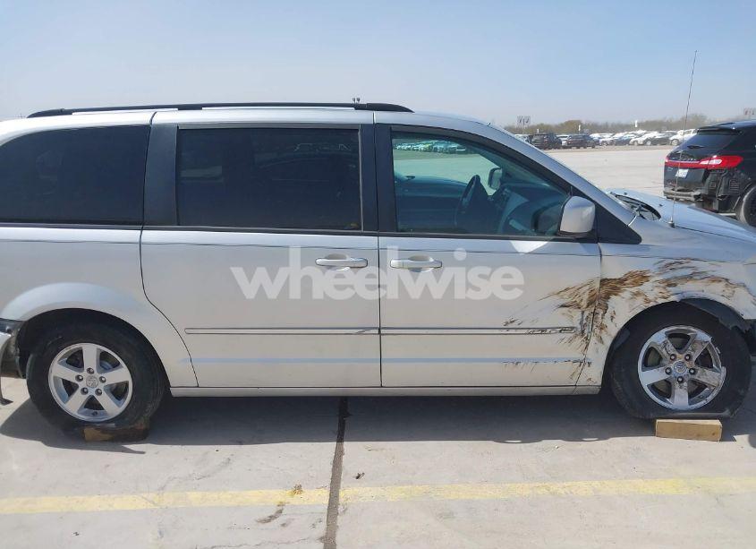 Photo 14 of 2010 Dodge Grand CARAVAN SXT (VIN 2D4RN5D1XAR417287)