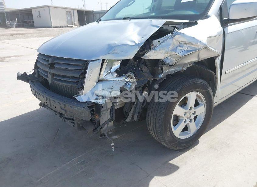 Photo 6 of 2010 Dodge Grand CARAVAN SXT (VIN 2D4RN5D1XAR417287)