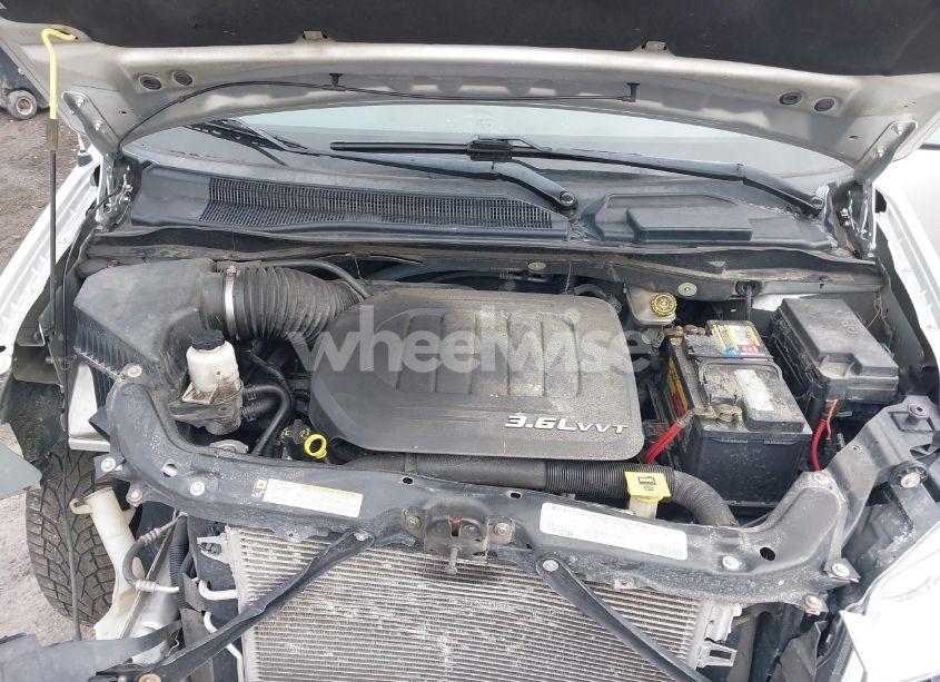 Photo 10 of 2011 Dodge Grand CARAVAN CREW (VIN 2D4RN5DG0BR629511)