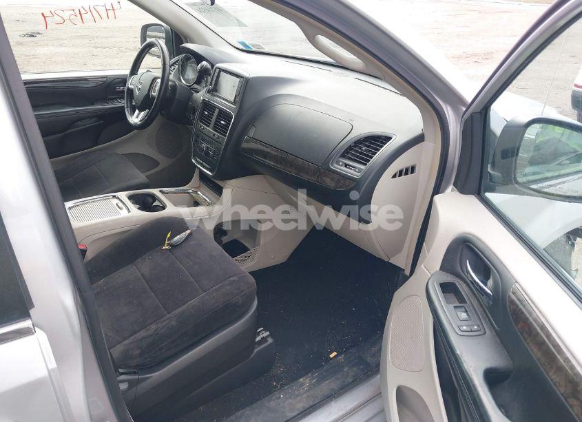 Photo 5 of 2011 Dodge Grand CARAVAN CREW (VIN 2D4RN5DG0BR629511)