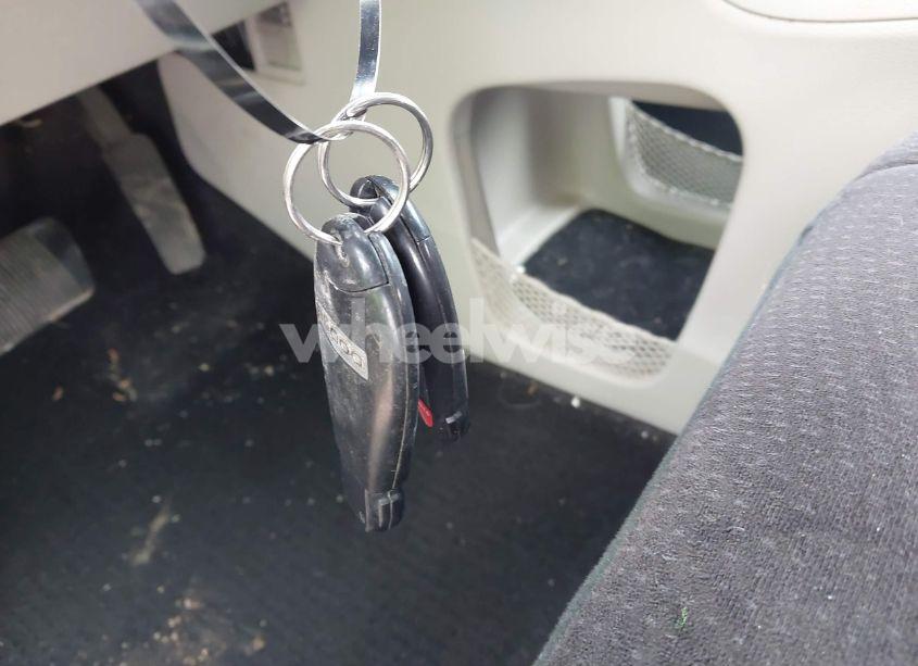 Photo 11 of 2011 Dodge Grand CARAVAN CREW (VIN 2D4RN5DG0BR679261)