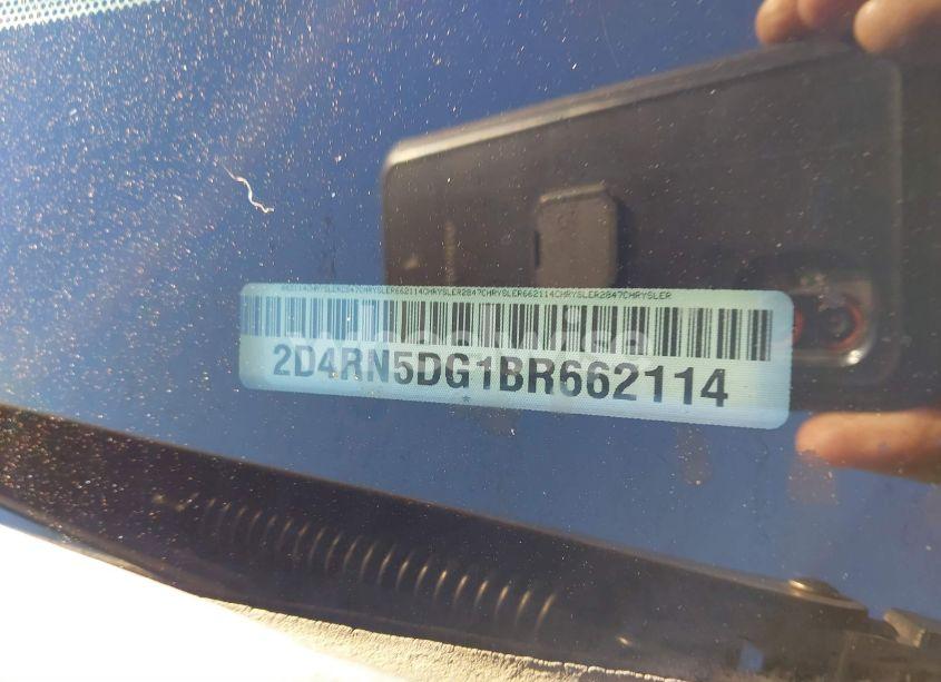 Photo 9 of 2011 Dodge Grand CARAVAN CREW (VIN 2D4RN5DG1BR662114)