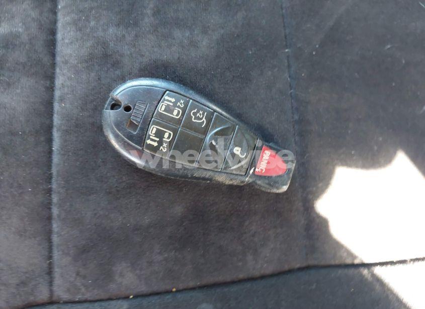 Photo 11 of 2011 Dodge Grand CARAVAN CREW (VIN 2D4RN5DG1BR672299)