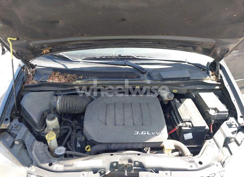 Photo 10 of 2011 Dodge Grand CARAVAN CREW (VIN 2D4RN5DG1BR790613)