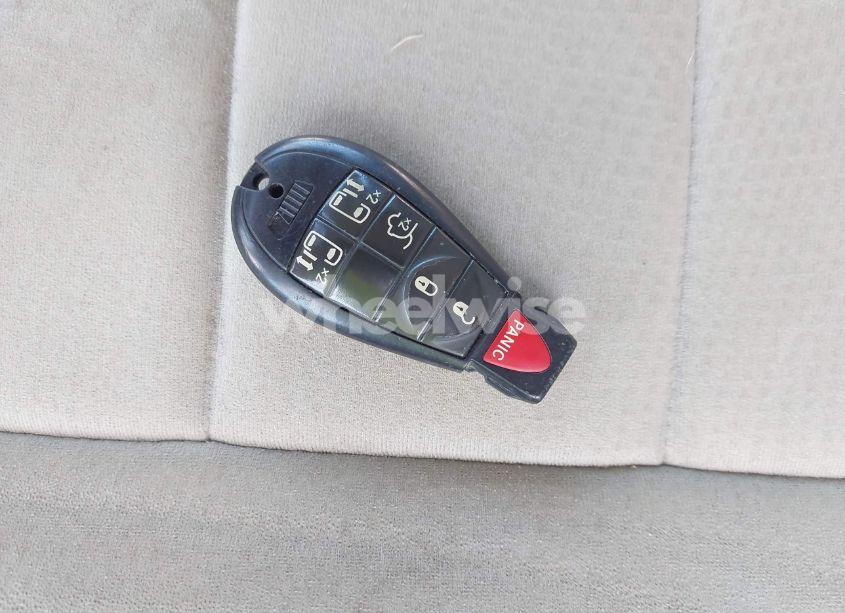 Photo 11 of 2011 Dodge Grand CARAVAN CREW (VIN 2D4RN5DG1BR790613)