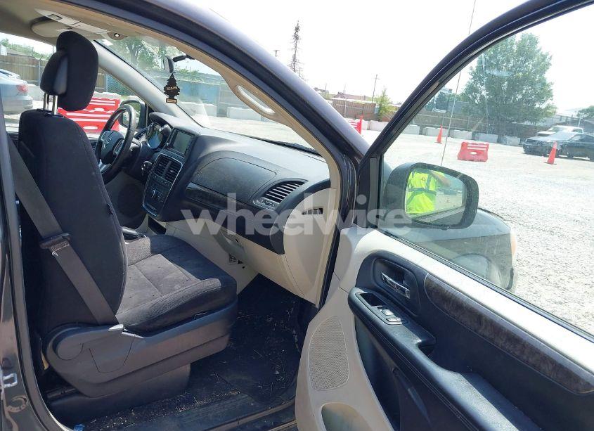 Photo 5 of 2011 Dodge Grand CARAVAN CREW (VIN 2D4RN5DG3BR751215)