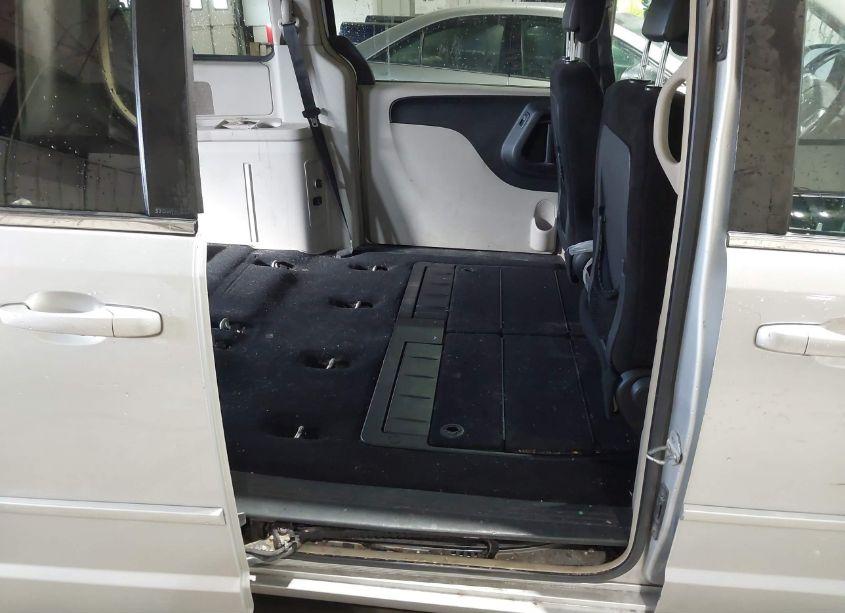 Photo 8 of 2011 Dodge Grand CARAVAN CREW (VIN 2D4RN5DG4BR660678)