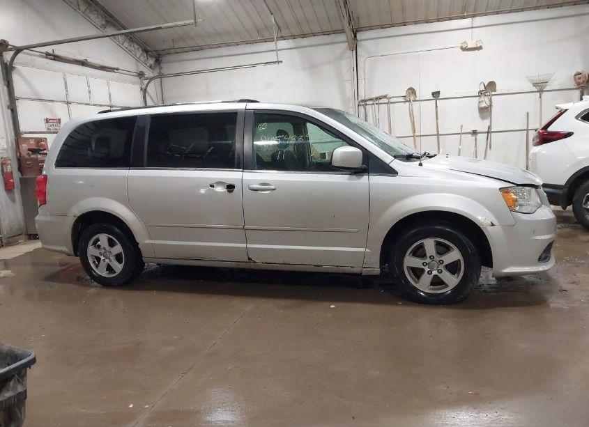 Photo 13 of 2011 Dodge Grand CARAVAN CREW (VIN 2D4RN5DG4BR661734)