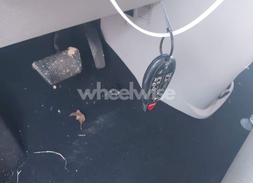 Photo 11 of 2011 Dodge Grand CARAVAN CREW (VIN 2D4RN5DG5BR606581)