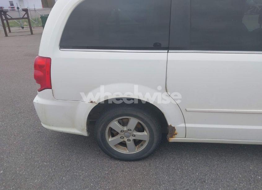 Photo 13 of 2011 Dodge Grand CARAVAN CREW (VIN 2D4RN5DG5BR741723)