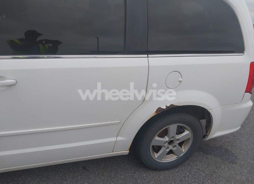 Photo 6 of 2011 Dodge Grand CARAVAN CREW (VIN 2D4RN5DG5BR741723)